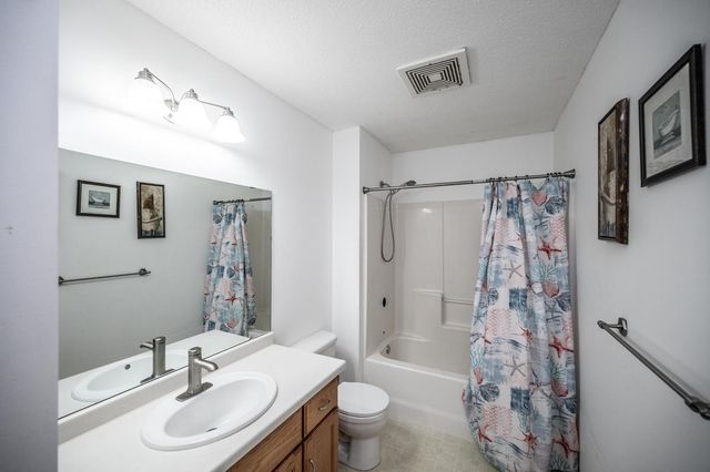 3931 Birmingham Lane NW, Rochester, MN 55901