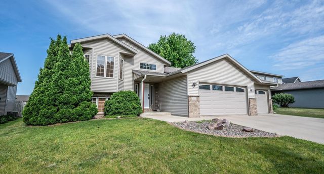 3931 Birmingham Lane NW, Rochester, MN 55901