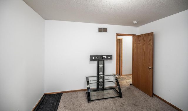 3931 Birmingham Lane NW, Rochester, MN 55901