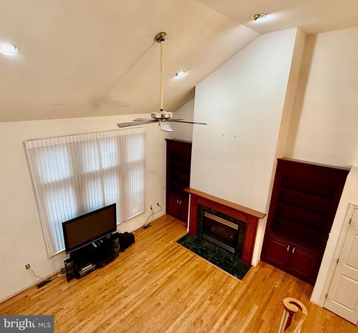 39 ROUND RIDGE RD, Mechanicsburg, PA 17055
