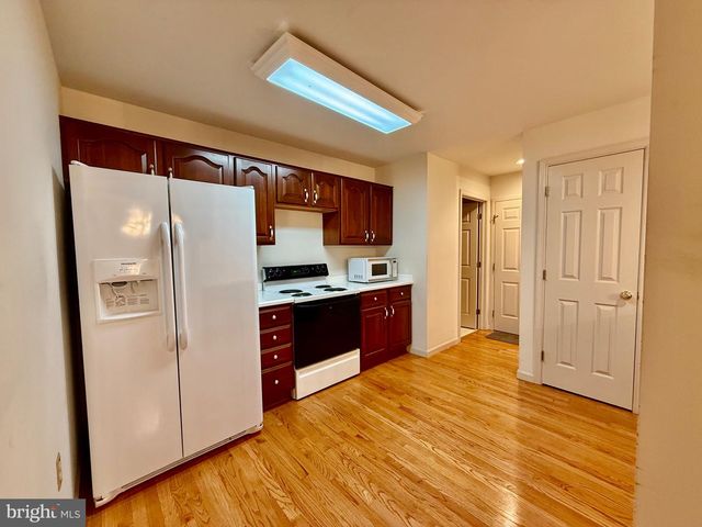 39 ROUND RIDGE RD, Mechanicsburg, PA 17055