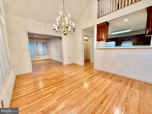 39 ROUND RIDGE RD, Mechanicsburg, PA 17055