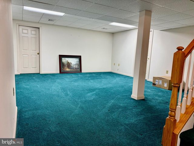 39 ROUND RIDGE RD, Mechanicsburg, PA 17055