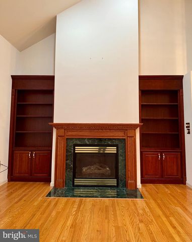 39 ROUND RIDGE RD, Mechanicsburg, PA 17055