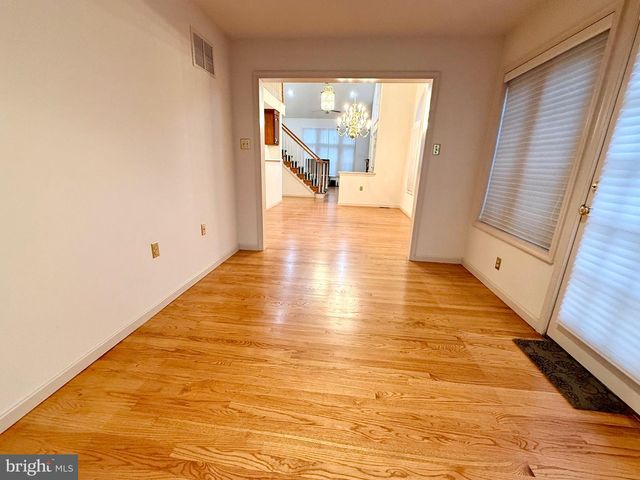 39 ROUND RIDGE RD, Mechanicsburg, PA 17055