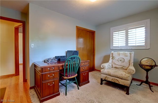 5265 Evergreen Drive, North Olmsted, OH 44070