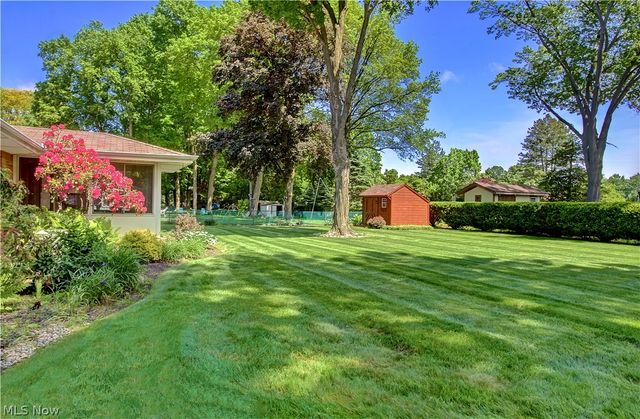 5265 Evergreen Drive, North Olmsted, OH 44070