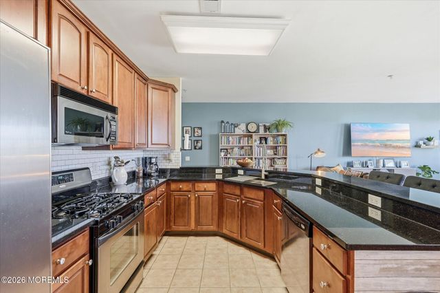 70 Golden Eye Lane, Port Monmouth, NJ 07758