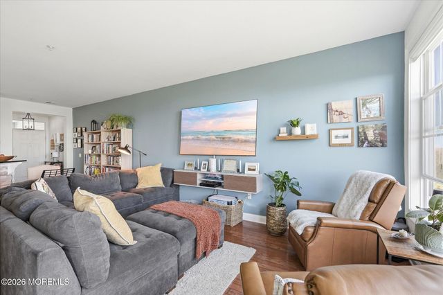 70 Golden Eye Lane, Port Monmouth, NJ 07758
