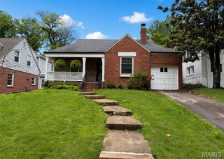10 Burroughs Lane, Ladue, MO 63124