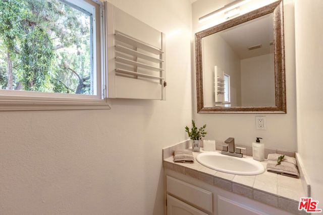 2348 Ewing Street, Los Angeles, CA 90039