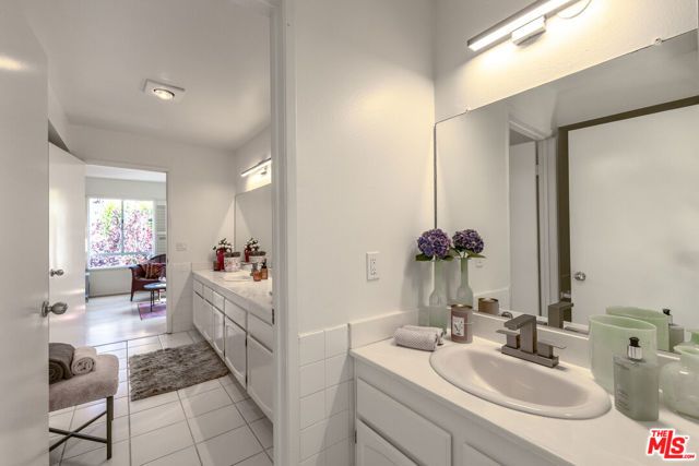 2348 Ewing Street, Los Angeles, CA 90039