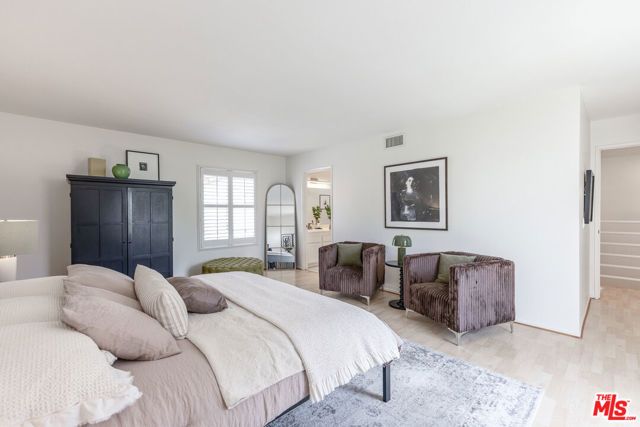 2348 Ewing Street, Los Angeles, CA 90039
