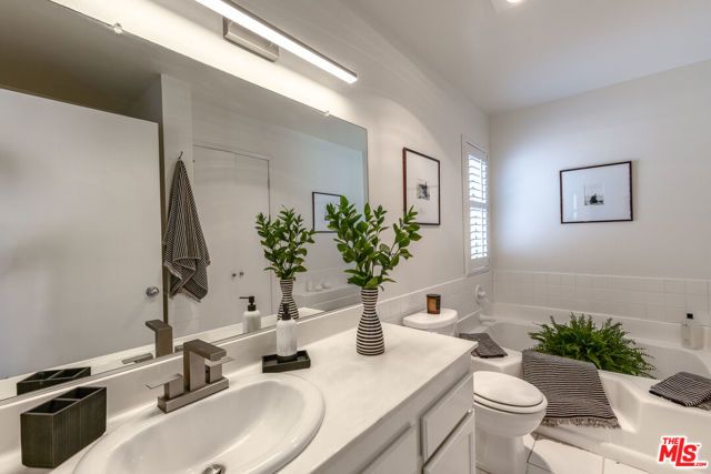 2348 Ewing Street, Los Angeles, CA 90039