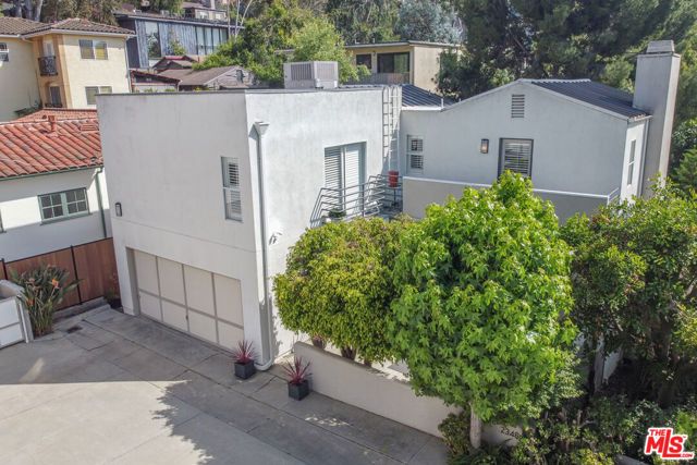 2348 Ewing Street, Los Angeles, CA 90039