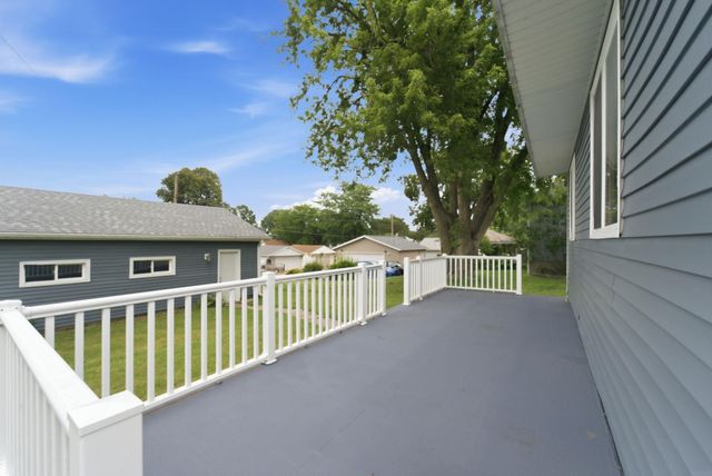 1535 Hawthorne Avenue, Waterloo, IA 50702