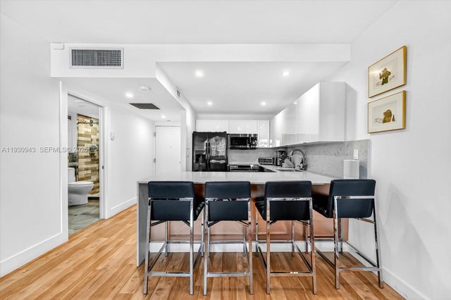 2301 Collins Ave 714, Miami Beach, FL 33139