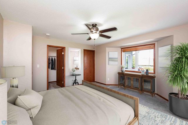 232 15th Avenue W, West Fargo, ND 58078