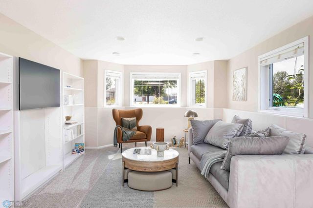 232 15th Avenue W, West Fargo, ND 58078