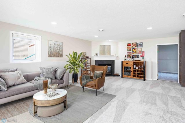 232 15th Avenue W, West Fargo, ND 58078