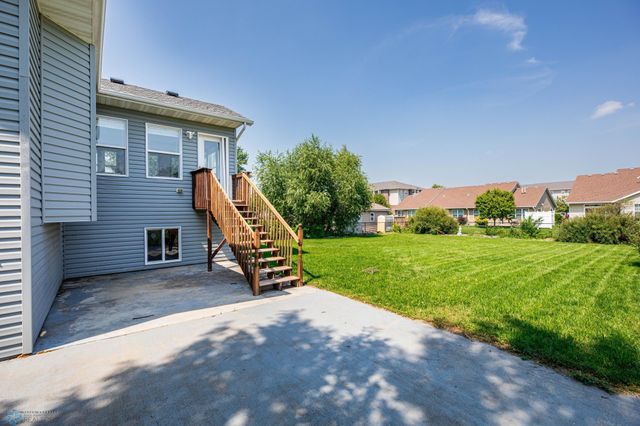 232 15th Avenue W, West Fargo, ND 58078