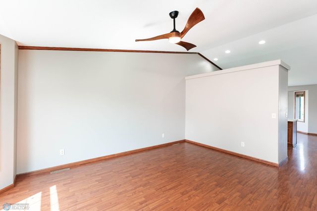 232 15th Avenue W, West Fargo, ND 58078