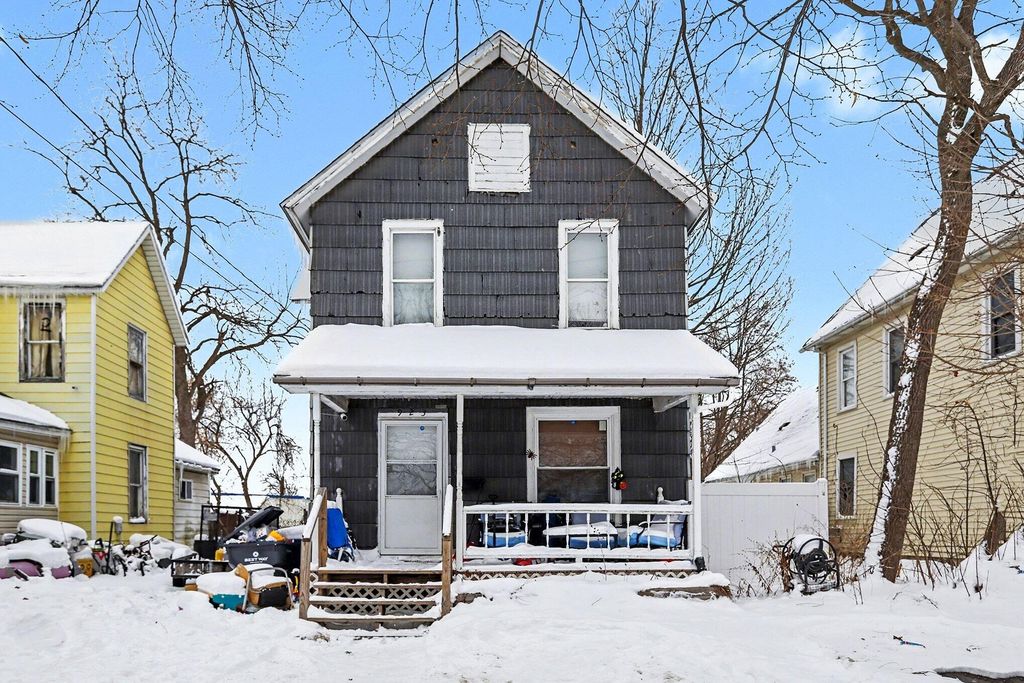 923 Jackson Street, Kalamazoo, MI 49001