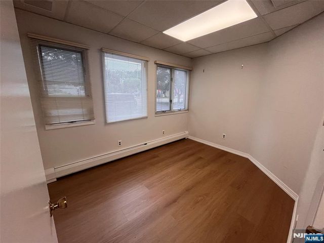 1000 S Maple Avenue 1st Floor, Glen Rock, NJ 07452