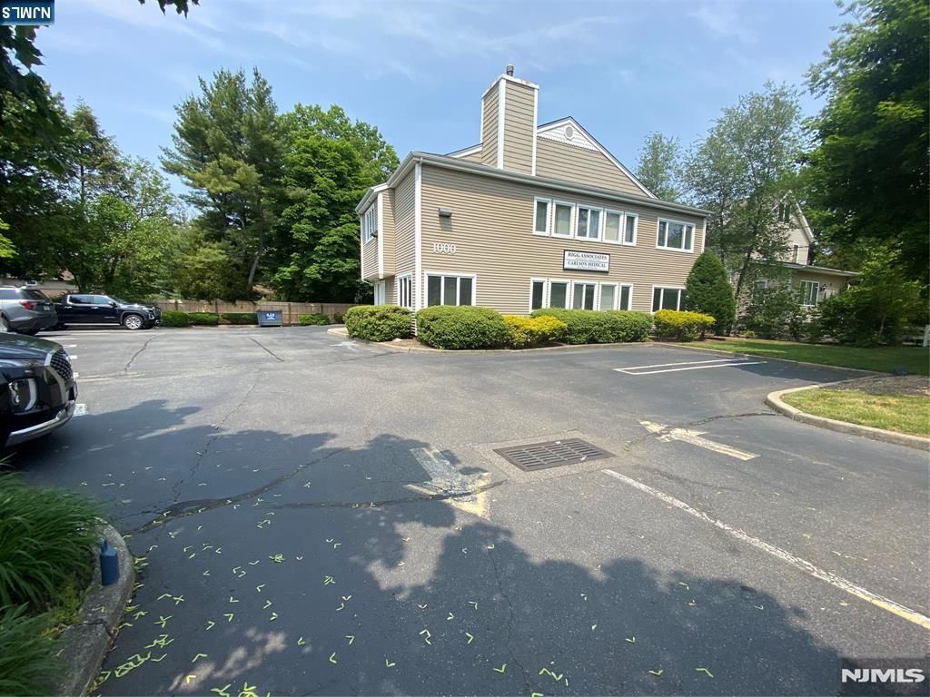 1000 S Maple Avenue 1st Floor, Glen Rock, NJ 07452