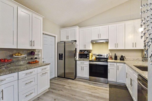 8207 NW 70th Street 8207, Tamarac, FL 33321