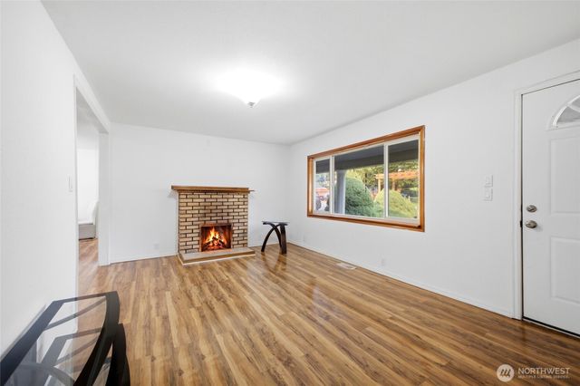 14937 133rd Avenue SE, Renton, WA 98058