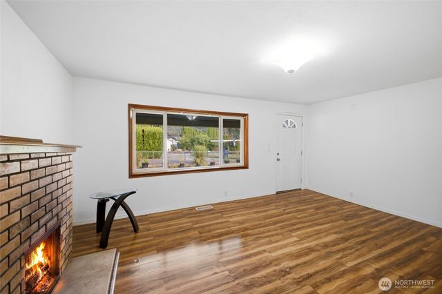 14937 133rd Avenue SE, Renton, WA 98058