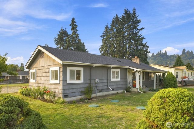 14937 133rd Avenue SE, Renton, WA 98058