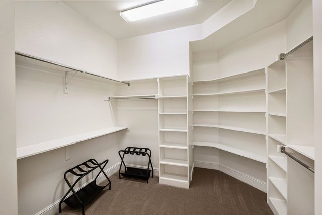 214 Hide A Way Drive, Mabank, TX 75156