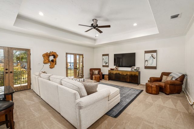 214 Hide A Way Drive, Mabank, TX 75156
