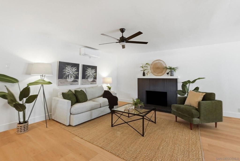 Image 25 of property listing at 646 Barsby St, Vista, CA 92084