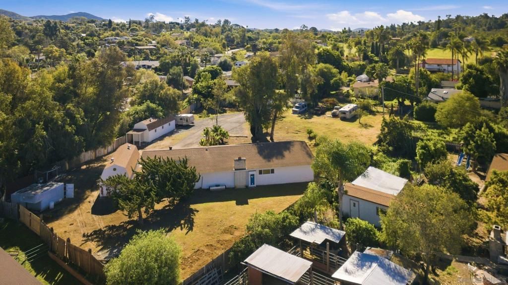 Image 49 of property listing at 646 Barsby St, Vista, CA 92084