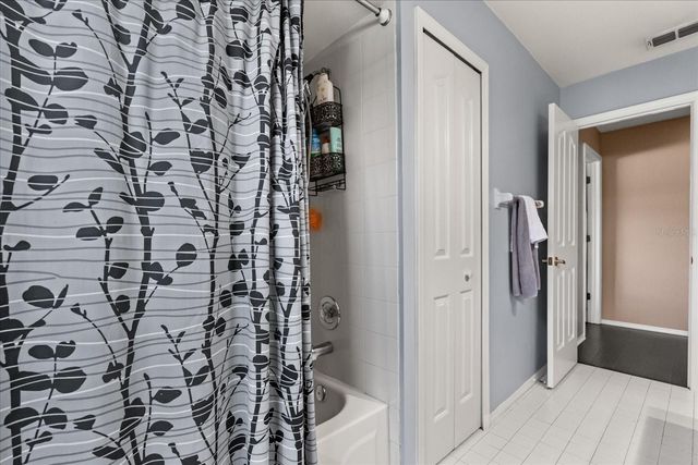 618 VIA MILANO, Apopka, FL 32712