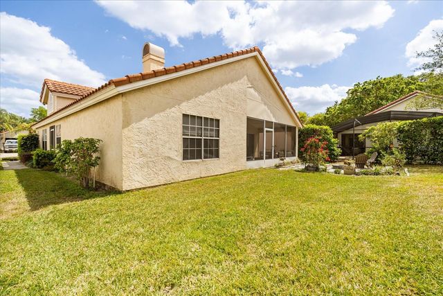 618 VIA MILANO, Apopka, FL 32712