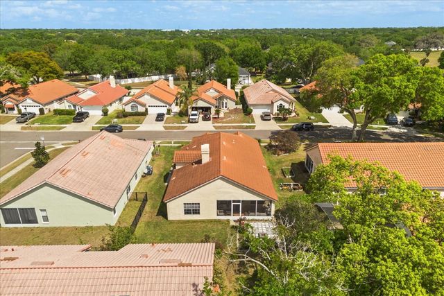 618 VIA MILANO, Apopka, FL 32712