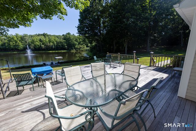53 Oakridge Drive, Westbrook, CT 06498