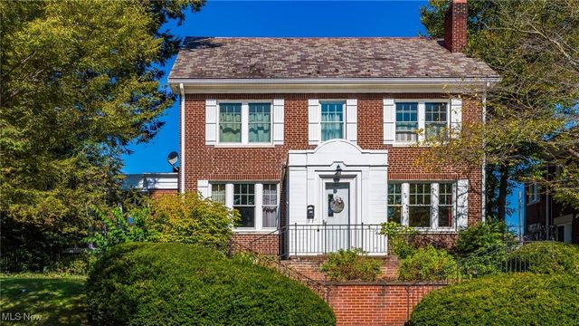 641 Fairmont Ave, Zanesville, OH 43701