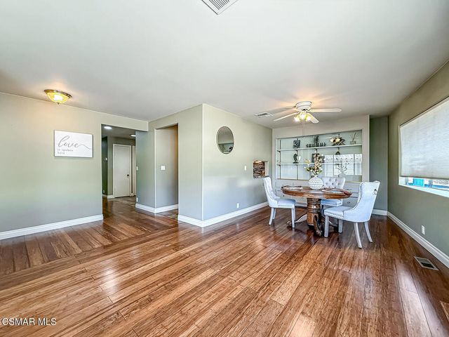 40 La Encina, Newbury Park, CA 91320