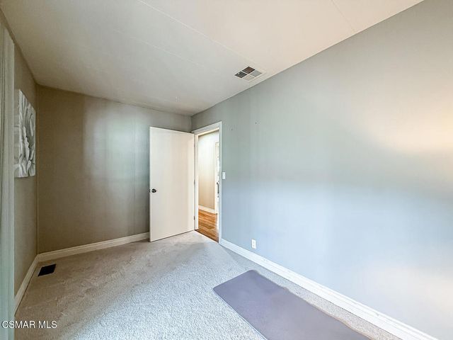 40 La Encina, Newbury Park, CA 91320