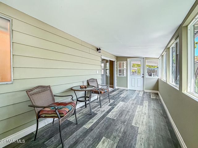 40 La Encina, Newbury Park, CA 91320