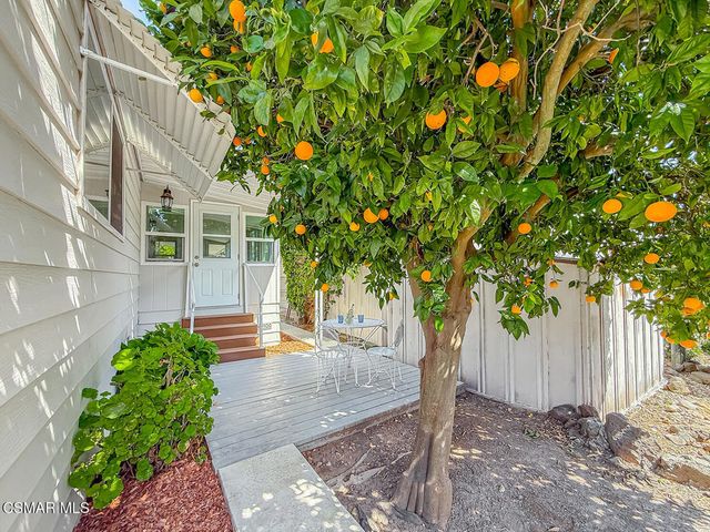 40 La Encina, Newbury Park, CA 91320