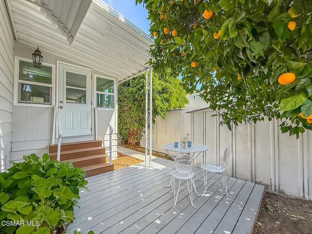 40 La Encina, Newbury Park, CA 91320