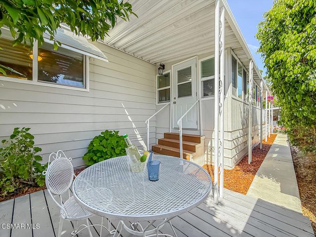 40 La Encina, Newbury Park, CA 91320