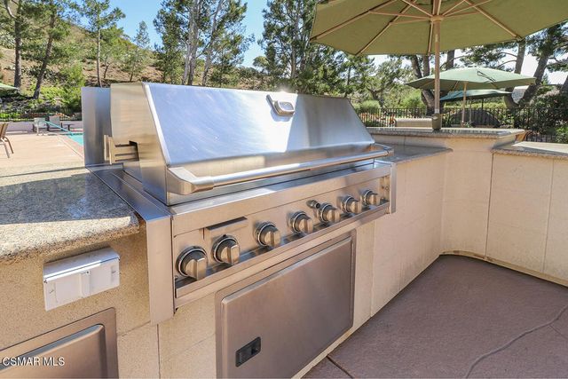 40 La Encina, Newbury Park, CA 91320