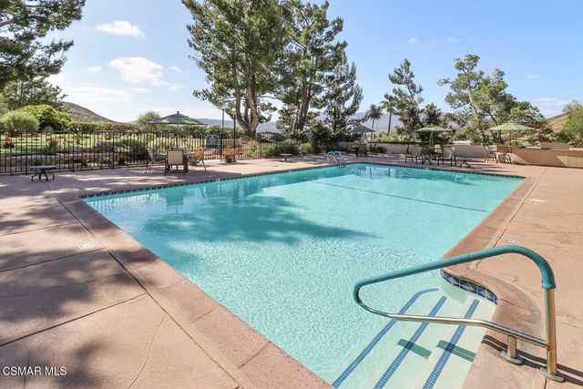 40 La Encina, Newbury Park, CA 91320